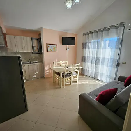 Vacanze Pushime Albania * Радима