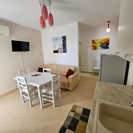 Vacanze Pushime Albania * Радима