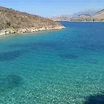 Vacanze Pushime Albania Apartment *