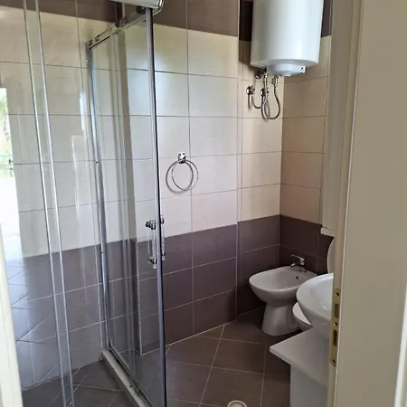 Vacanze Pushime Albania Apartamento Radhimë