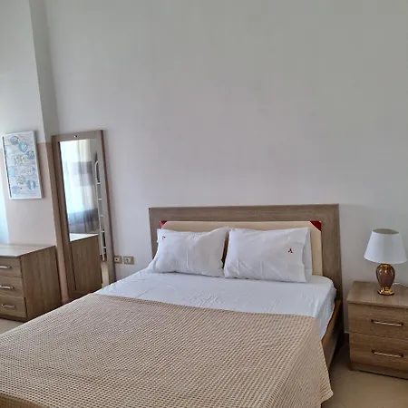 公寓 Vacanze Pushime Albania *