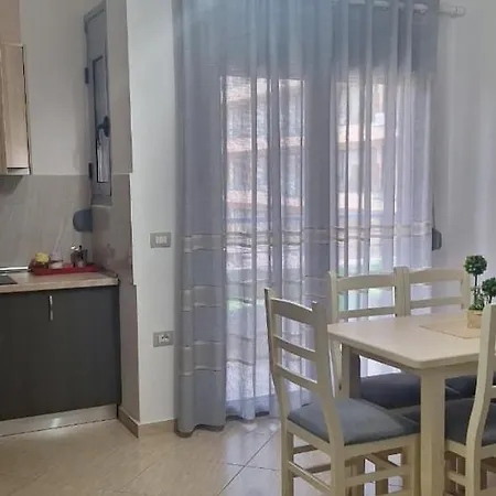 Vacanze Pushime Albania Radhime