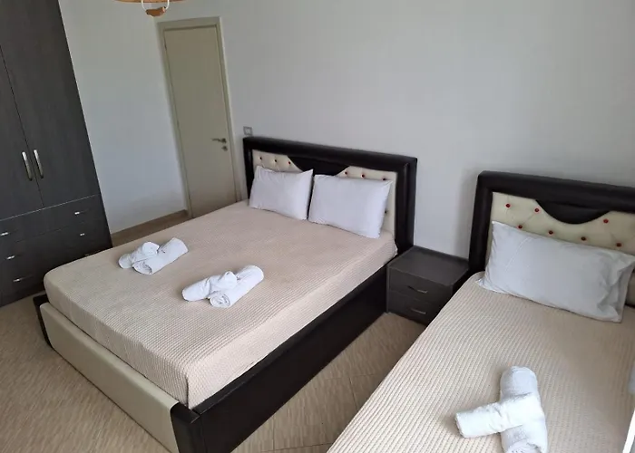 Vacanze Pushime Albania Radhimë