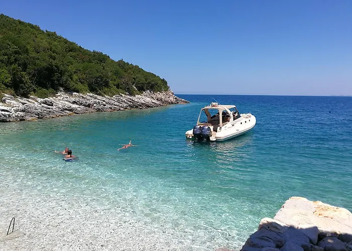 公寓 Vacanze Pushime Albania *